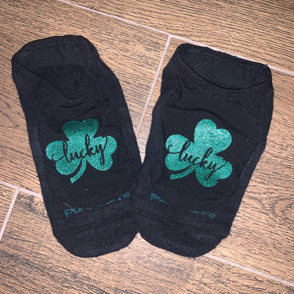 Pure Barre Glitter Lucky Clover Mesh Sticky Socks